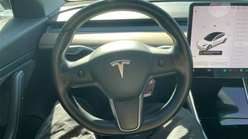 2018 Tesla Model 3 5YJ3E1EB9JF106500