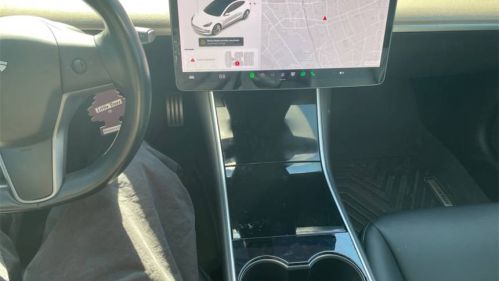 2018 Tesla Model 3 5YJ3E1EB9JF106500