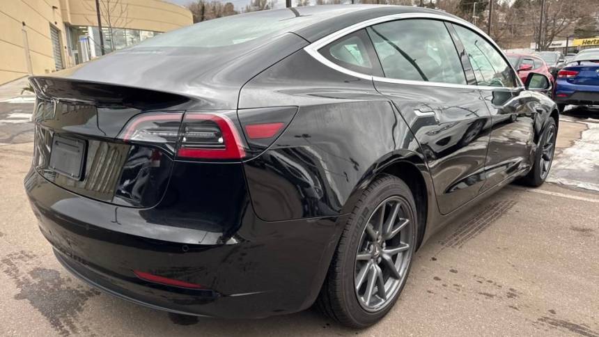 2019 Tesla Model 3 5YJ3E1EA7KF484534