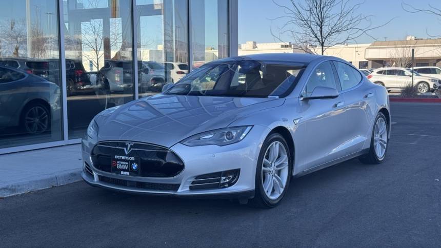 2015 Tesla Model S 5YJSA1S27FF091580