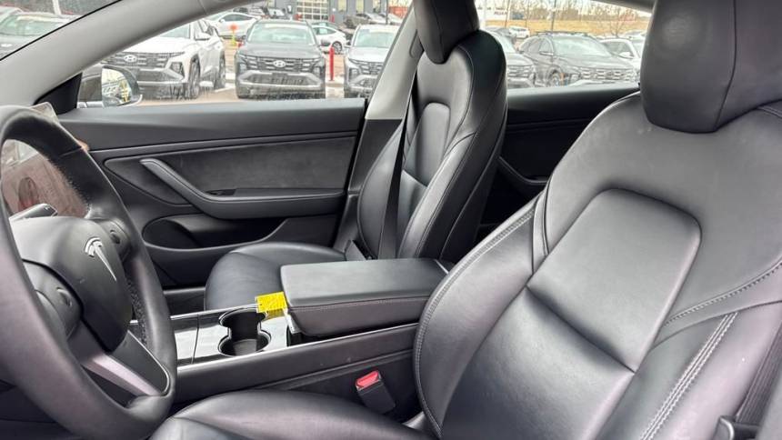 2019 Tesla Model 3 5YJ3E1EA7KF484534