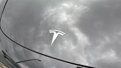 2019 Tesla Model 3 5YJ3E1EA7KF484534