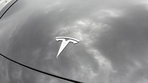 2019 Tesla Model 3 5YJ3E1EA7KF484534