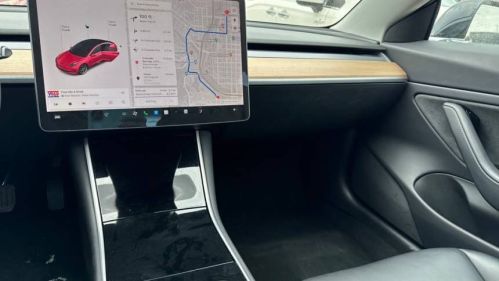 2019 Tesla Model 3 5YJ3E1EA7KF484534