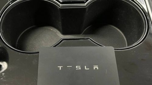 2018 Tesla Model 3 5YJ3E1EB8JF072937