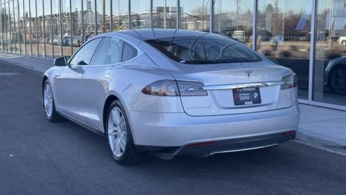 2015 Tesla Model S 5YJSA1S27FF091580