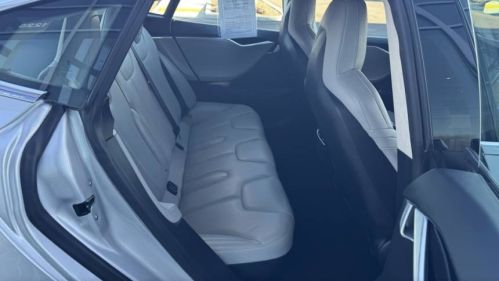 2015 Tesla Model S 5YJSA1S27FF091580