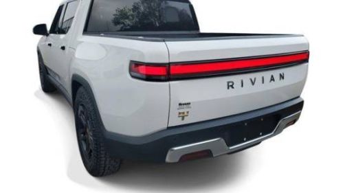 2023 Rivian R1T 7FCTGAAA9PN023242