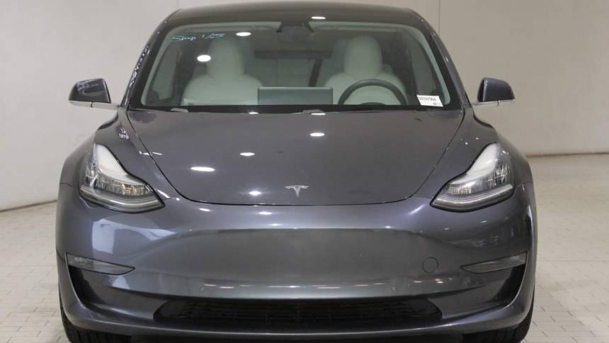 2019 Tesla Model 3 5YJ3E1EB1KF391758