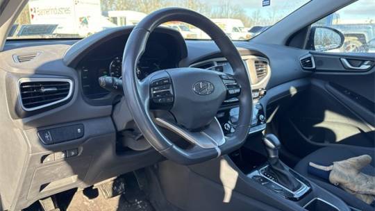 2019 Hyundai IONIQ KMHC65LD9KU172476