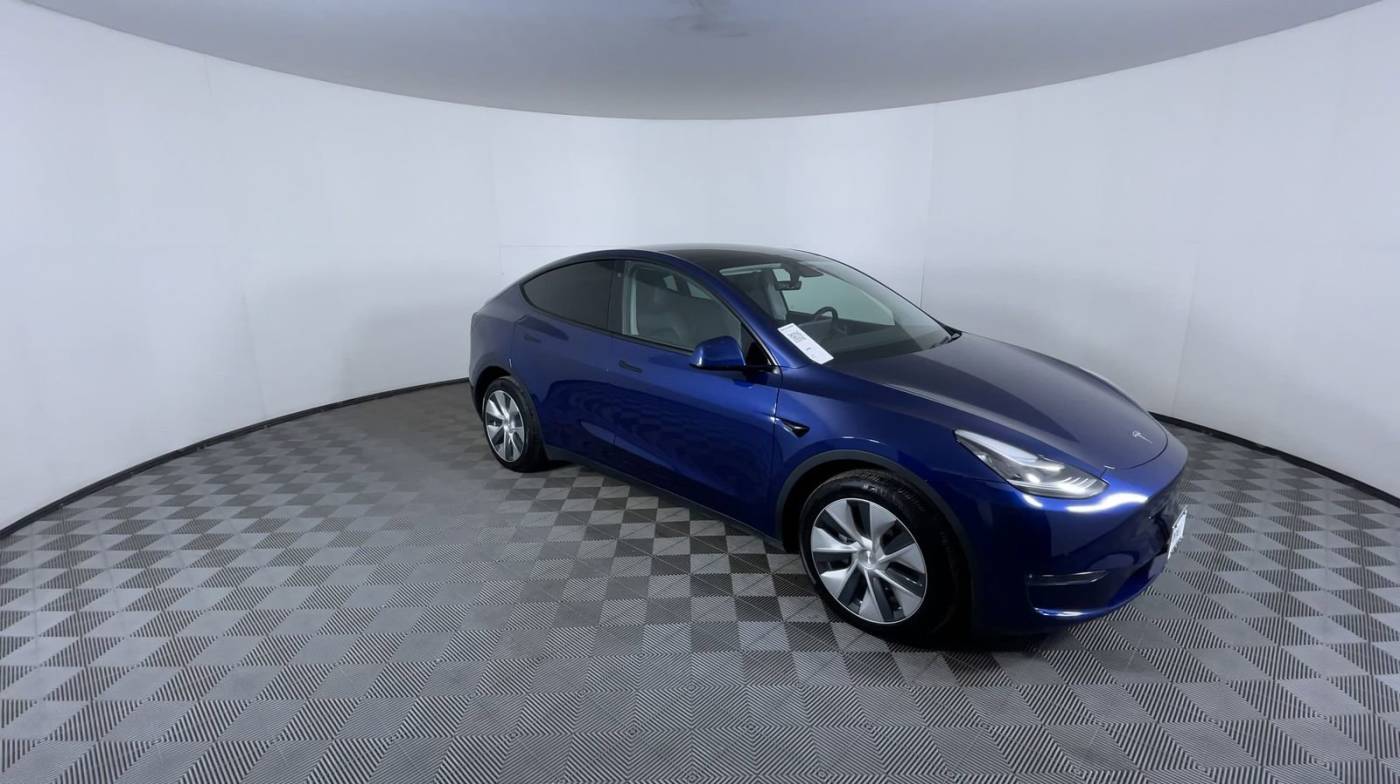 2020 Tesla Model Y 5YJYGDEE0LF055855