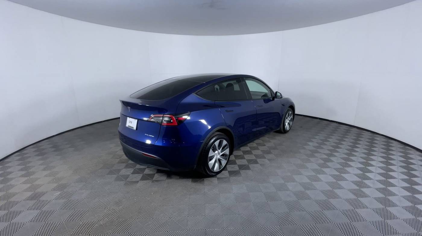 2020 Tesla Model Y 5YJYGDEE0LF055855