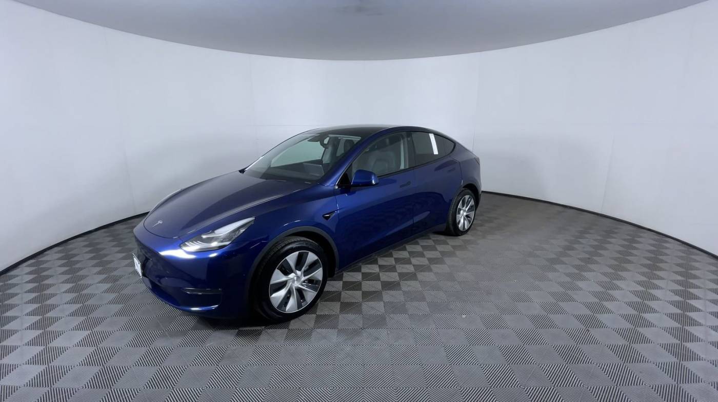 2020 Tesla Model Y 5YJYGDEE0LF055855