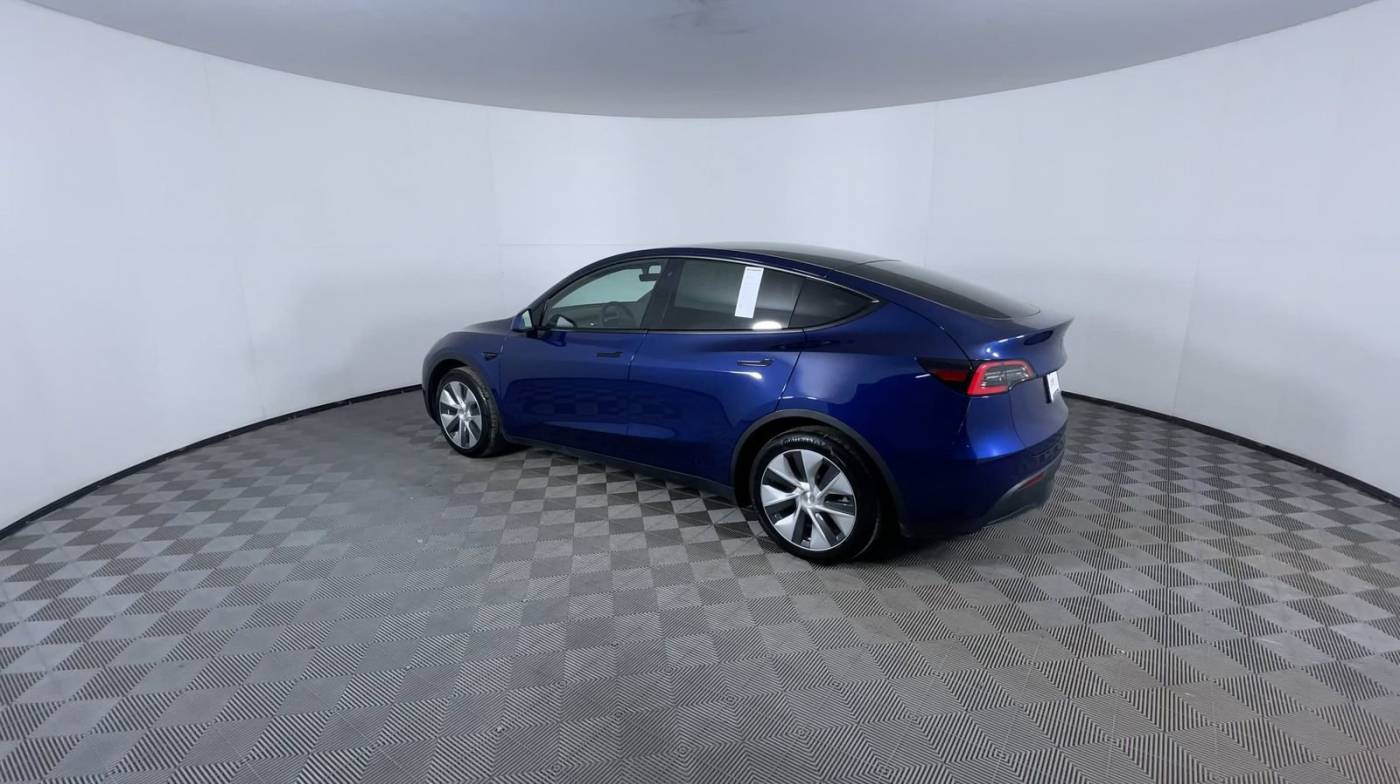 2020 Tesla Model Y 5YJYGDEE0LF055855