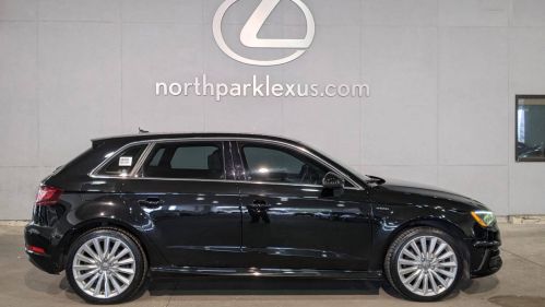 2016 Audi A3 Sportback e-tron WAUTPBFF2GA065546