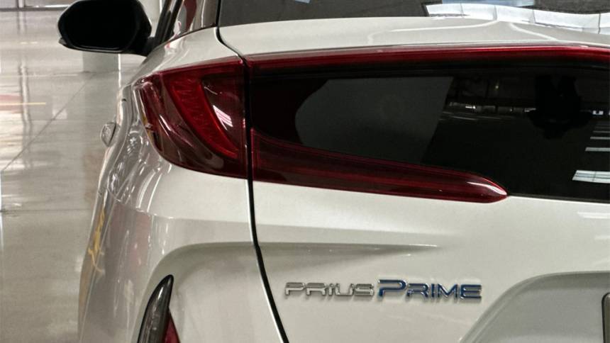 2021 Toyota Prius Prime JTDKAMFP7M3176193