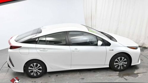 2021 Toyota Prius Prime JTDKAMFP4M3195588