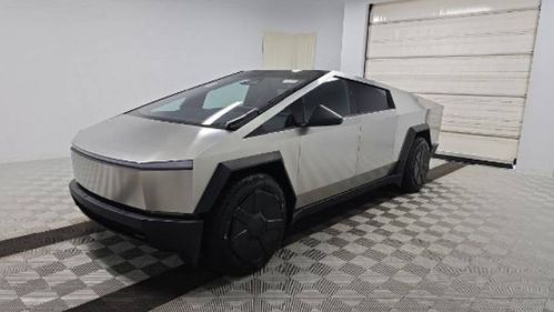 2024 Tesla Cybertruck 7G2CEHEE9RA042645