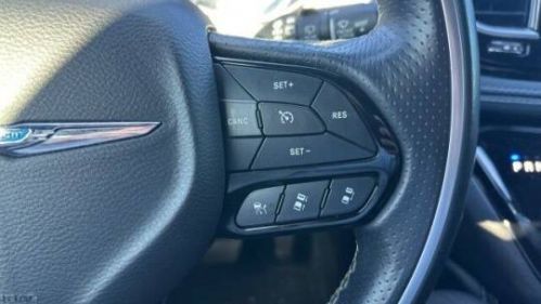 2021 Chrysler Pacifica 2C4RC1S73MR522230