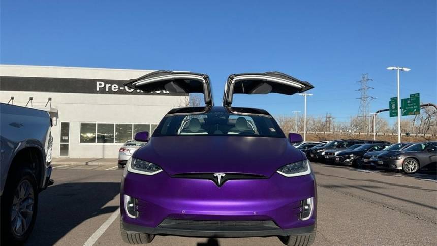 2020 Tesla Model X 5YJXCDE48LF306670