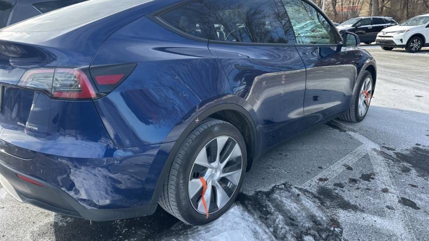 2021 Tesla Model Y 5YJYGDEE6MF265345