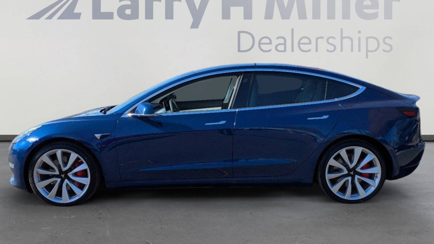 2019 Tesla Model 3 5YJ3E1EB1KF440389