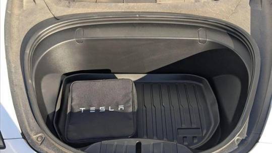 2018 Tesla Model 3 5YJ3E1EAXJF155521