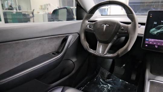 2021 Tesla Model Y 5YJYGDEE6MF271730