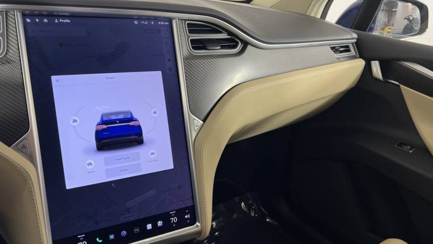 2017 Tesla Model X 5YJXCBE2XHF042720