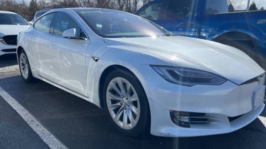 2017 Tesla Model S 5YJSA1E22HF188684