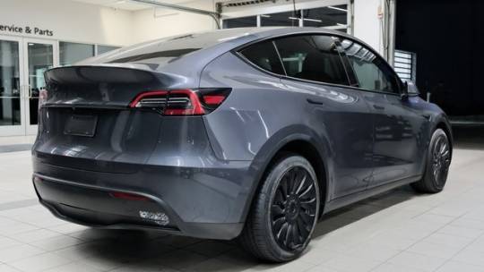 2021 Tesla Model Y 5YJYGDEE6MF271730