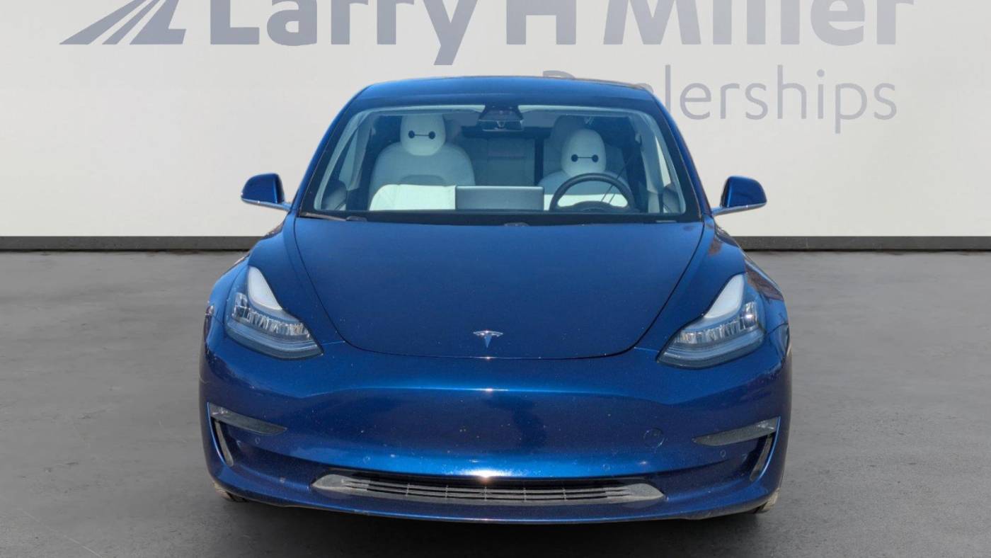 2019 Tesla Model 3 5YJ3E1EB1KF440389