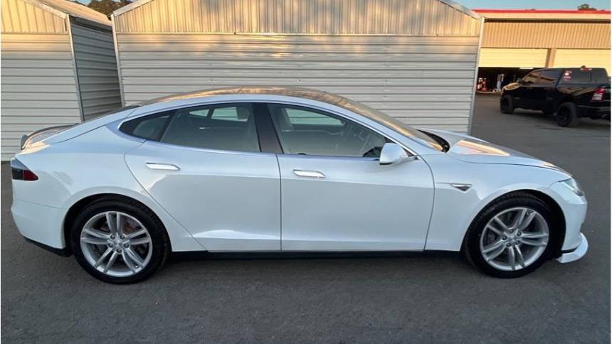 2014 Tesla Model S 5YJSA1S19EFP30628