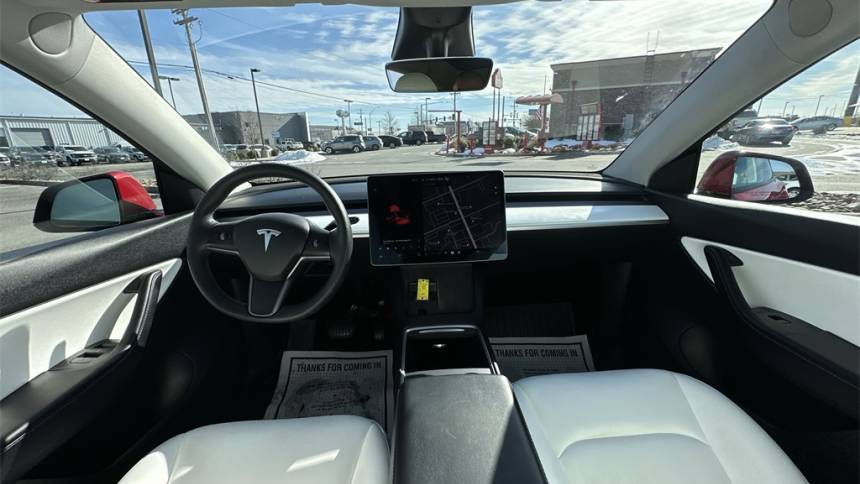 2021 Tesla Model Y 5YJYGDEE5MF202544