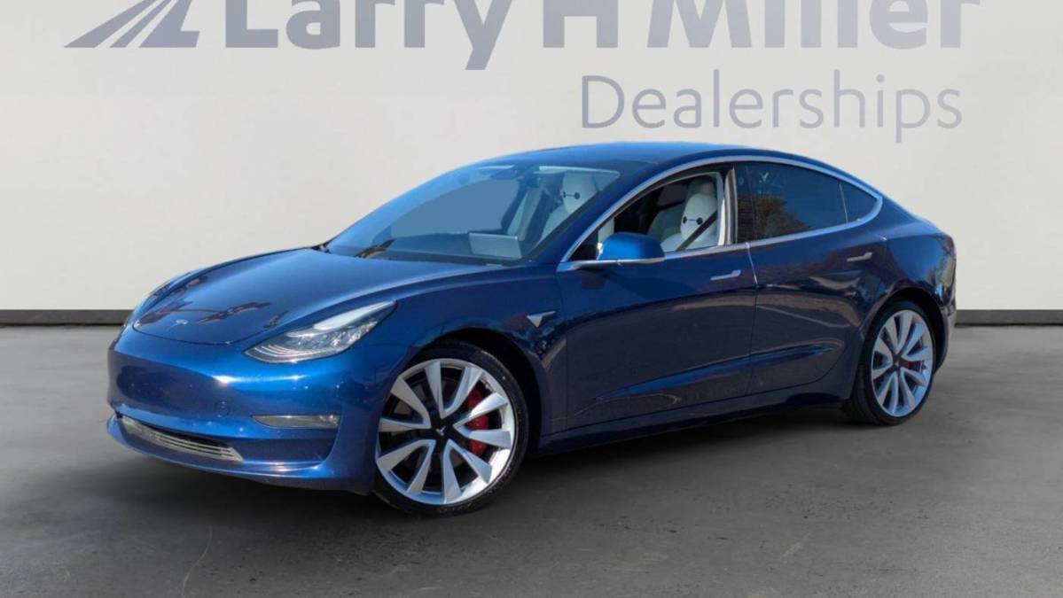 2019 Tesla Model 3 5YJ3E1EB1KF440389