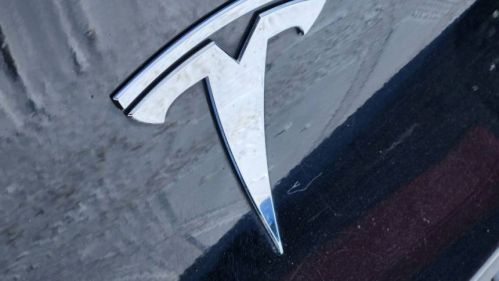 2021 Tesla Model Y 5YJYGDEE2MF180857