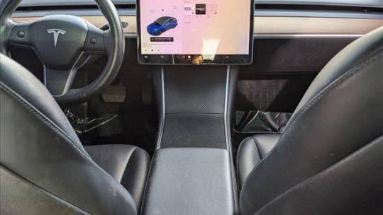 2019 Tesla Model 3 5YJ3E1EA1KF436060