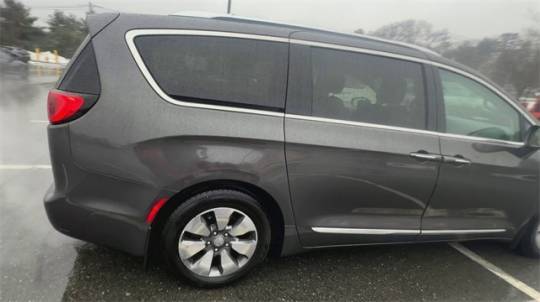 2018 Chrysler Pacifica 2C4RC1N73JR168488