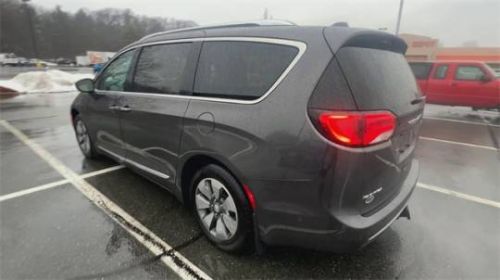 2018 Chrysler Pacifica 2C4RC1N73JR168488