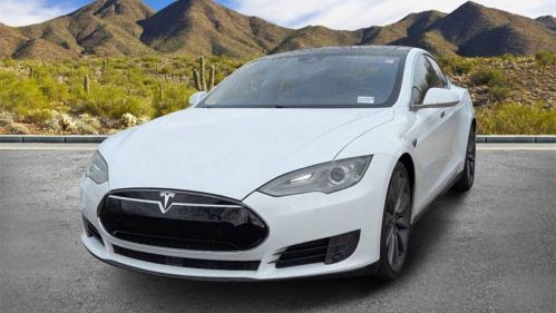 2015 Tesla Model S 5YJSA1S25FF092016