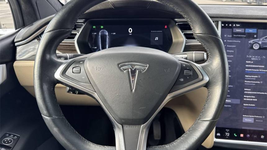 2016 Tesla Model X 5YJXCBE20GF005402