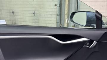 2017 Tesla Model S 5YJSA1E26HF201372