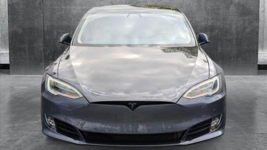 2018 Tesla Model S 5YJSA1E22JF296406