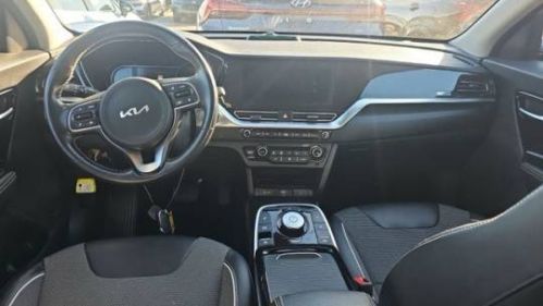 2022 Kia NIRO EV KNDCC3LG2N5125235