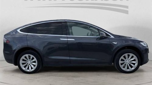 2016 Tesla Model X 5YJXCBE20GF005402