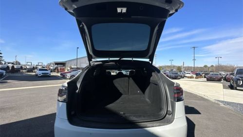 2019 Tesla Model X 5YJXCDE20KF193830