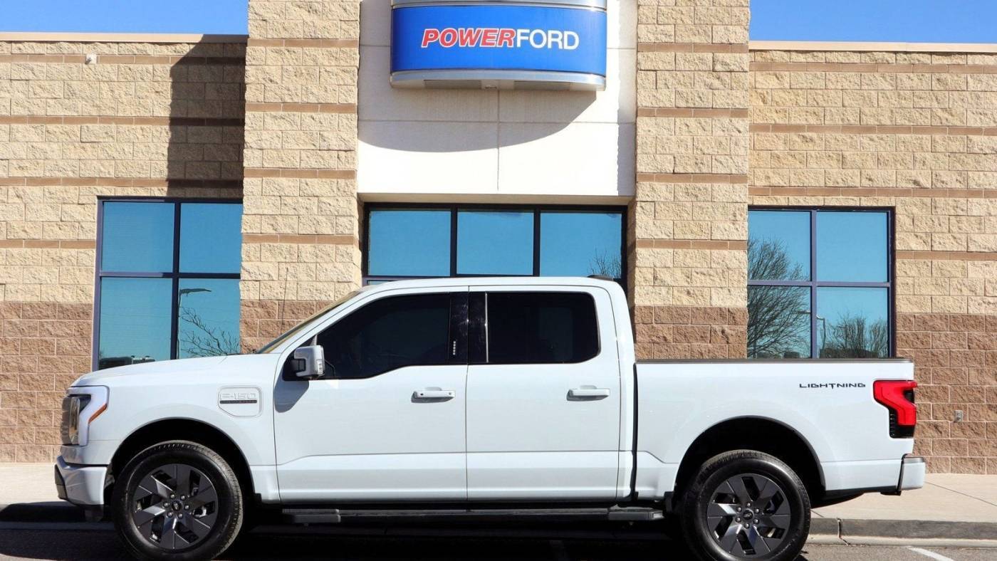 2023 Ford F-150 Lightning 1FTVW1EL1PWG18383