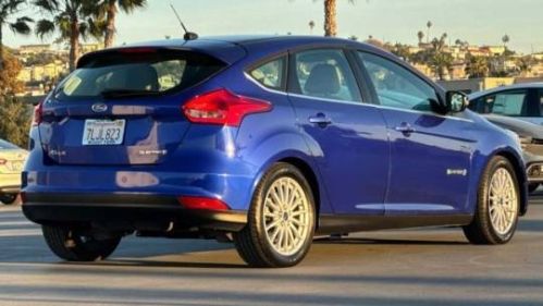 2015 Ford Focus 1FADP3R41FL221141