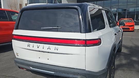 2023 Rivian R1S 7PDSGABA8PN012158