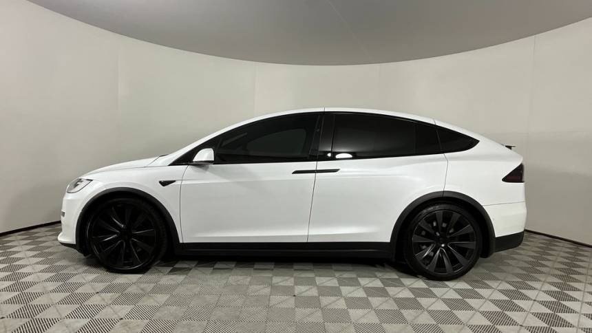 2022 Tesla Model X 7SAXCBE54NF355786